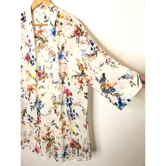 Floral Kimono- size XL - Picture 2 of 7
